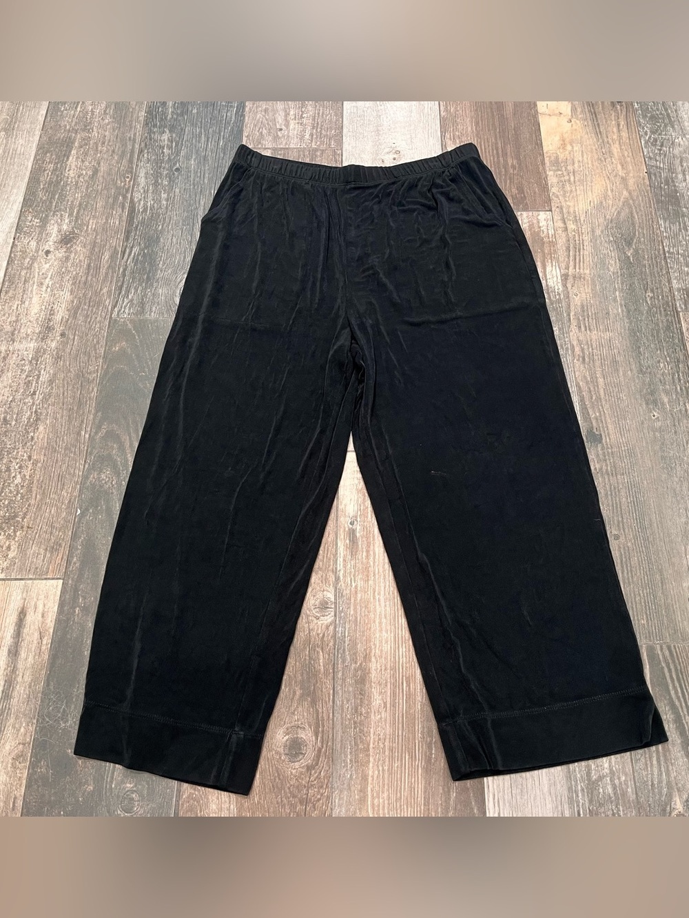 Chico's Travelers Pant Women 2 Regular  L/12 Black  Slinky Knit Stretch Pockets